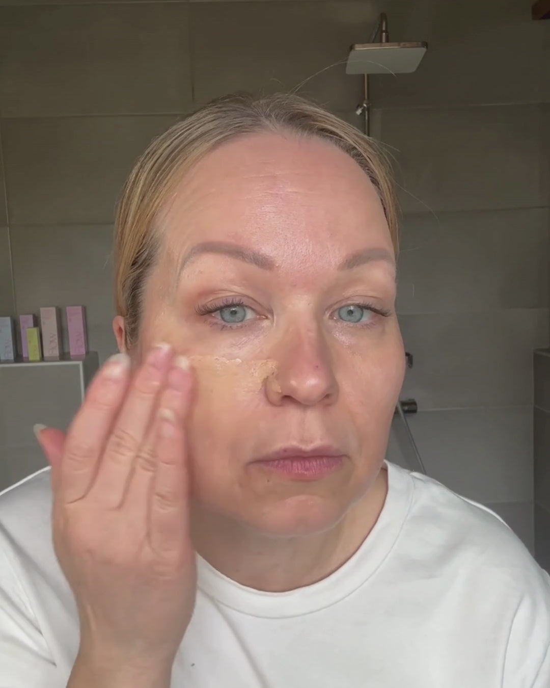 Lightweight foundation